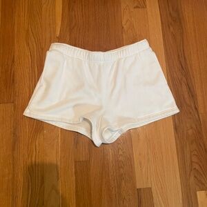 3” Aritzia Cozy Boyfriend Fleece Tna Shorts